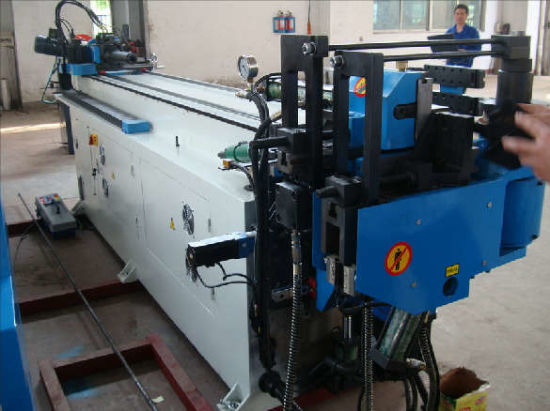 Máquina dobladora de tubos rectos (GM-SB-38CNC-2A-1S)