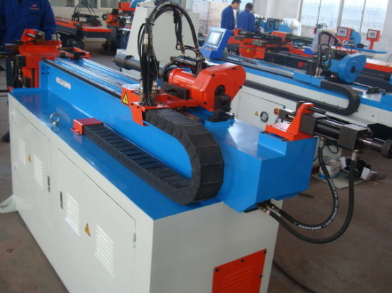 Máquina dobladora de tubos con 3 servomotores (GM-SB-18CNC)